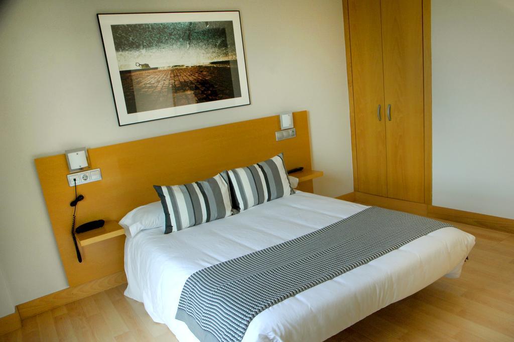 Hotel Txintxua Hernani Ruang foto