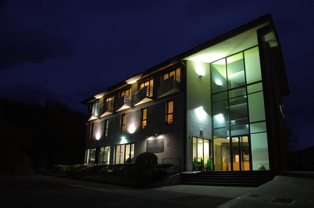 Hotel Txintxua Hernani Bagian luar foto